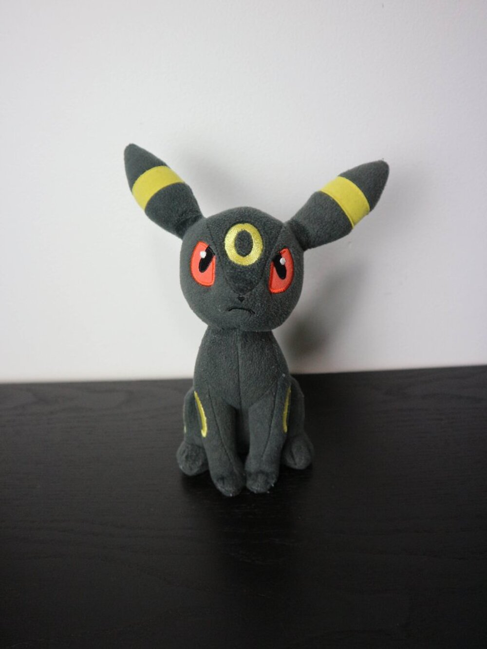 Pokemon Tomy Umbreon Plushie Toy